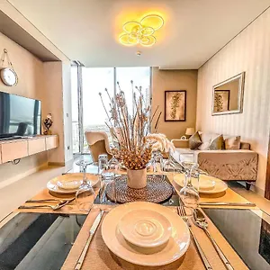  شقة By Latinem Luxury 2br Holiday Cv B1309 Near Burj Khalifa الإمارات العربية المتحدة